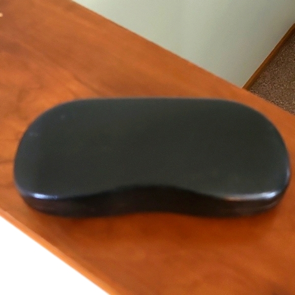 RAY-BAN BLACK HARDSHELL CASE FOR GLASSES - Picture 3 of 4
